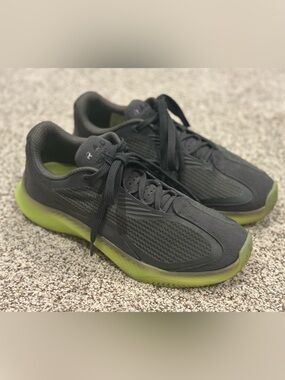 RAD One - V1 - 6.5, Grey Sneaker with Green Sole